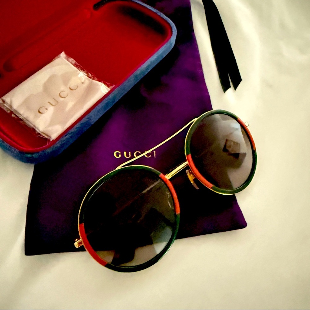 Gucci sunglasses